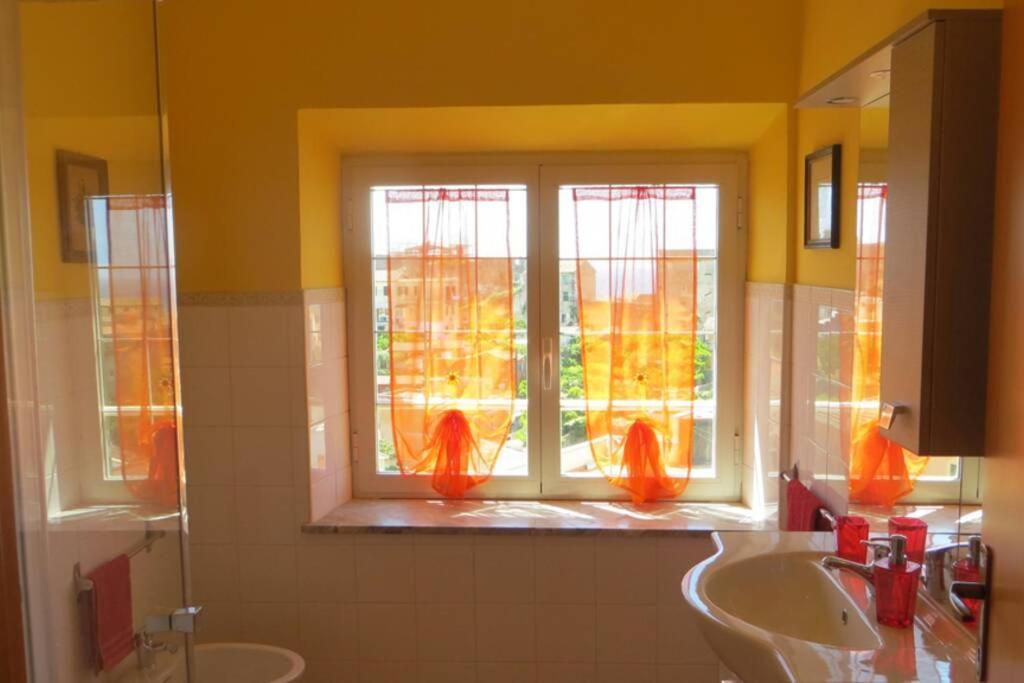 Casa Martina Apartment แตร์ราชินา ภายนอก รูปภาพ